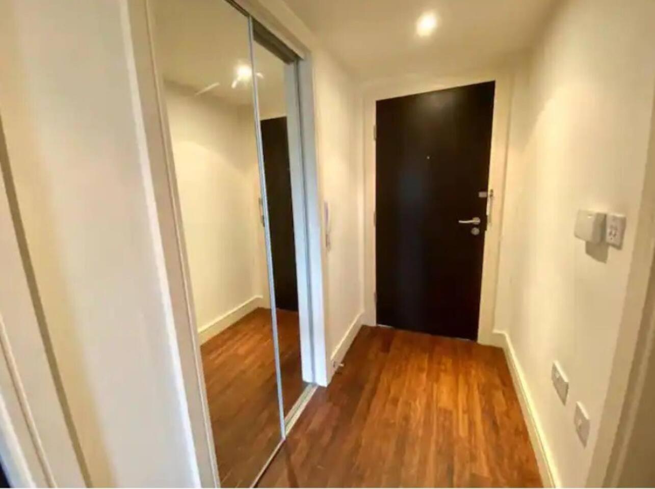 Lovely 1 Bedroom Apartment With Free Parking & Gym Kirkburton ภายนอก รูปภาพ